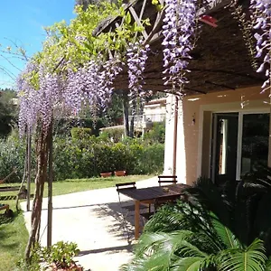 Angelina Garden Appartement