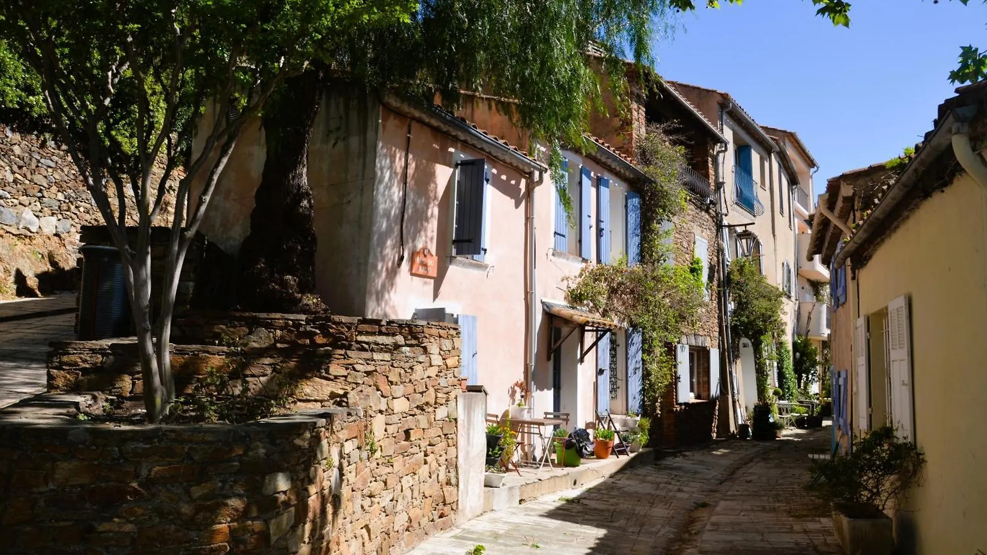 Grilaf - Au Coeur Du Village Typique De Grimaud Appartement Coquet location